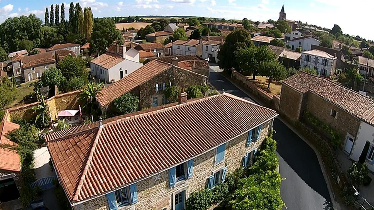 Bed and Breakfast Au clair du soleil à Saint-Juire-Champgillon Extérieur photo